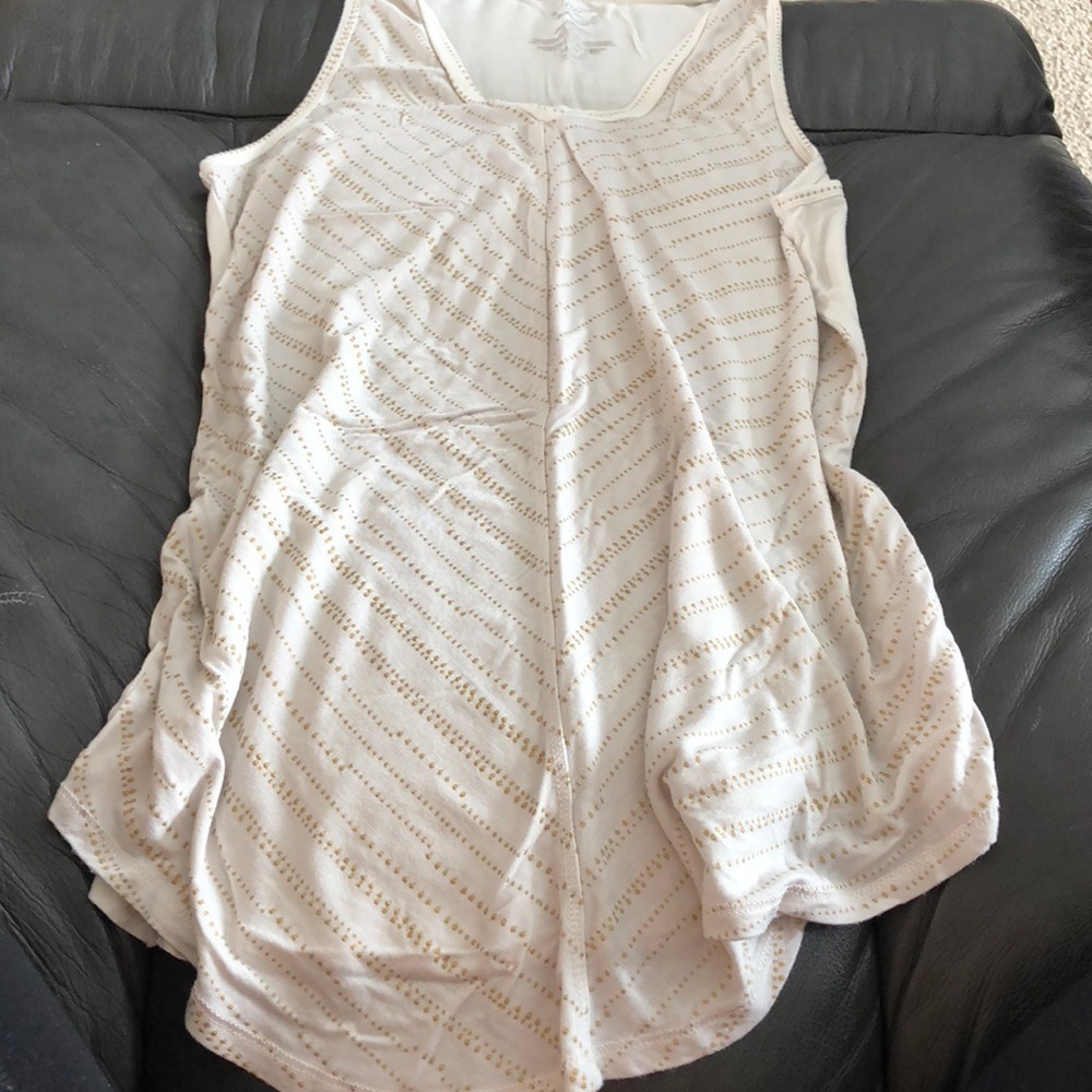 Maurice’s tank top